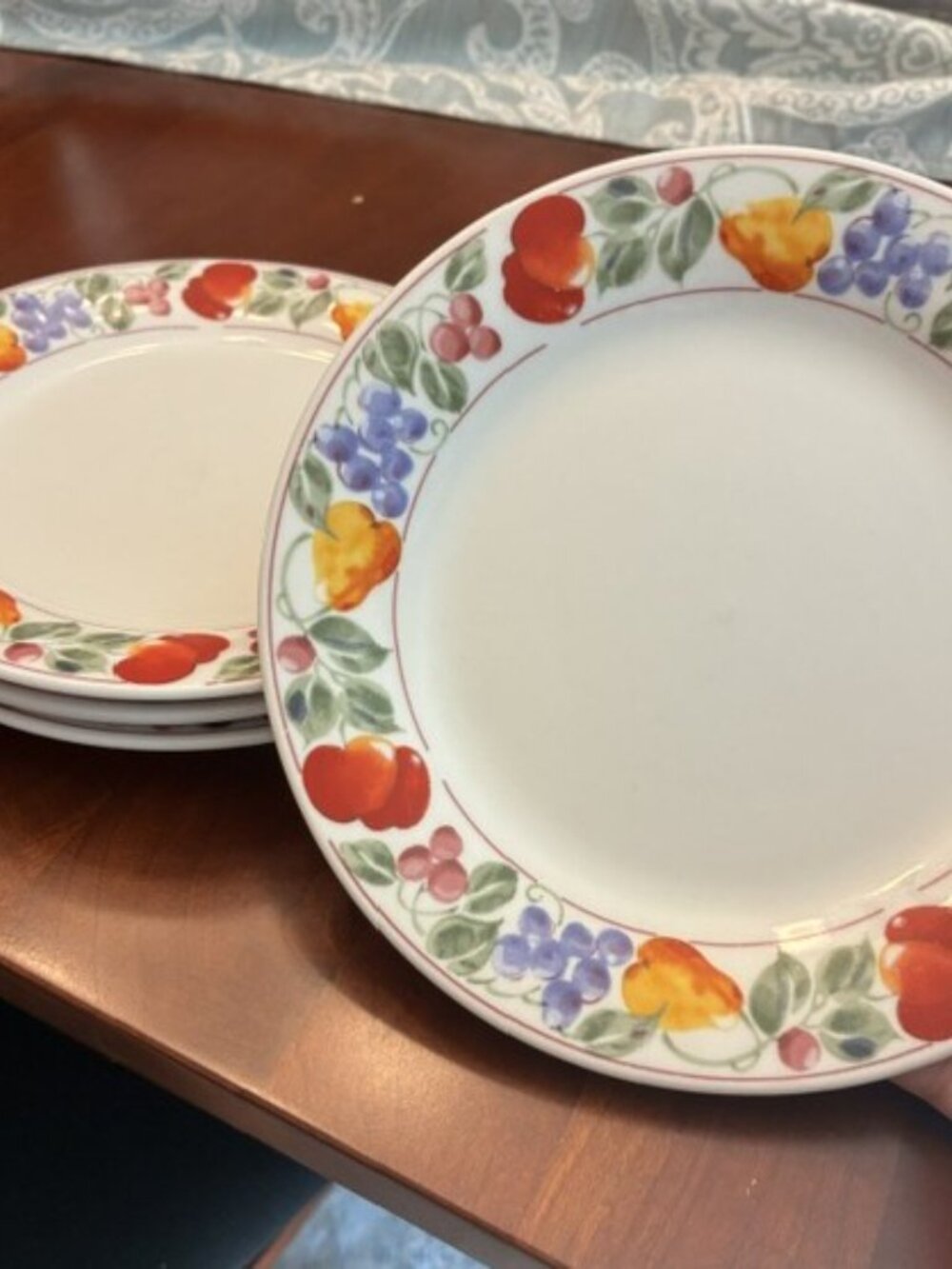 Set of 4 Gibson Everyday Country Orchard Fruit Bread Dessert Salad 7" Plate